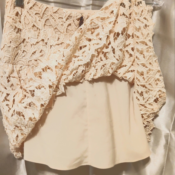 Alice & Olivia Cream Natural Jayce Mini Skirt - Picture 6 of 13